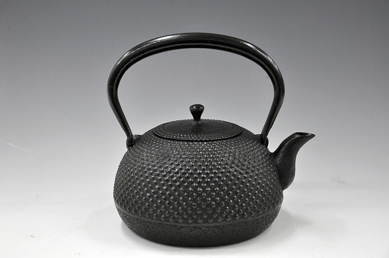 楽天市場】【送料無料】南部鉄瓶【別製 丸型 桜】1.3リットル[南部