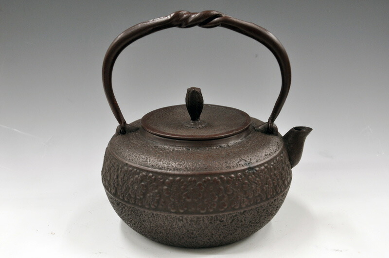 丸に桜家紋 総櫻花弁数108 ケ 家紋特注鉄瓶 明治期 家宝 download.php