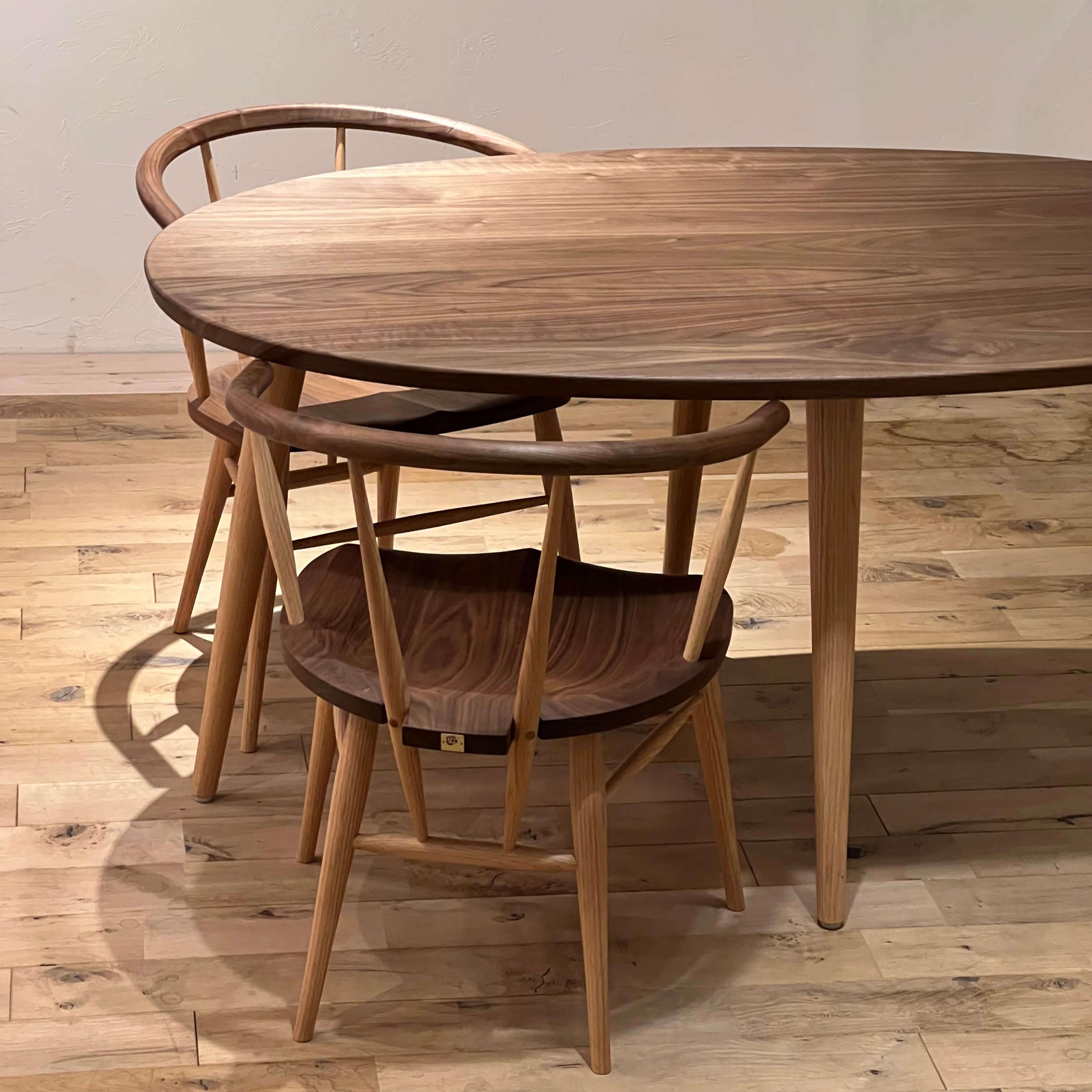 ナチュラルウッド 楕円形木製テーブル中古品