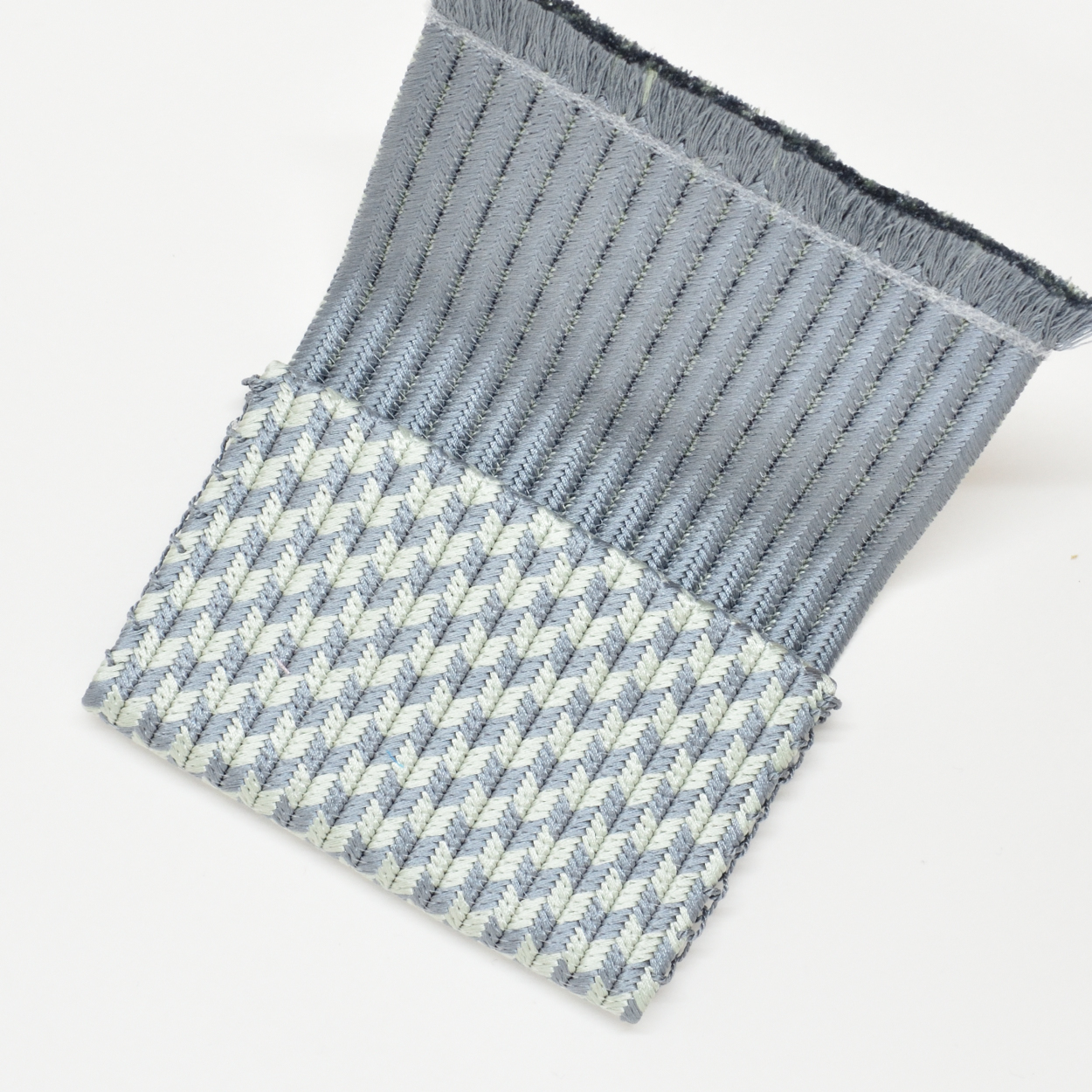 正絹 カードケース 大和組 グレー – 昇苑くみひもウェブショップ