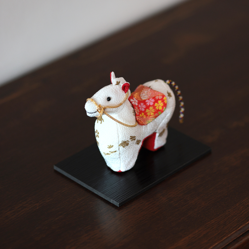 ウェブショップ干支香り袋 午 赤: その他【公式】お香の専門店 松栄堂