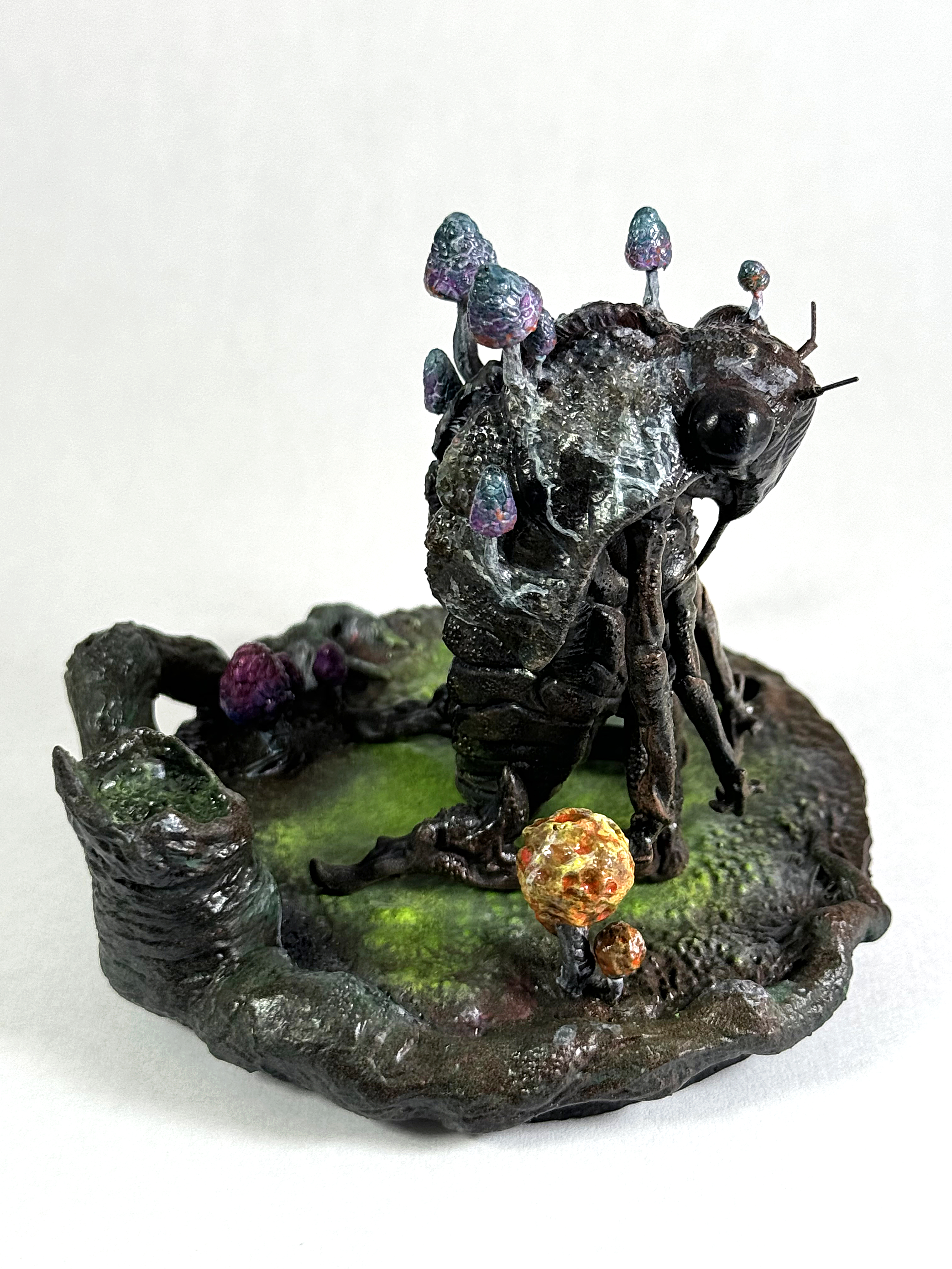 Sipka Online Shop / Chantaku【蝉さん 冬虫夏草（塗装済み）】