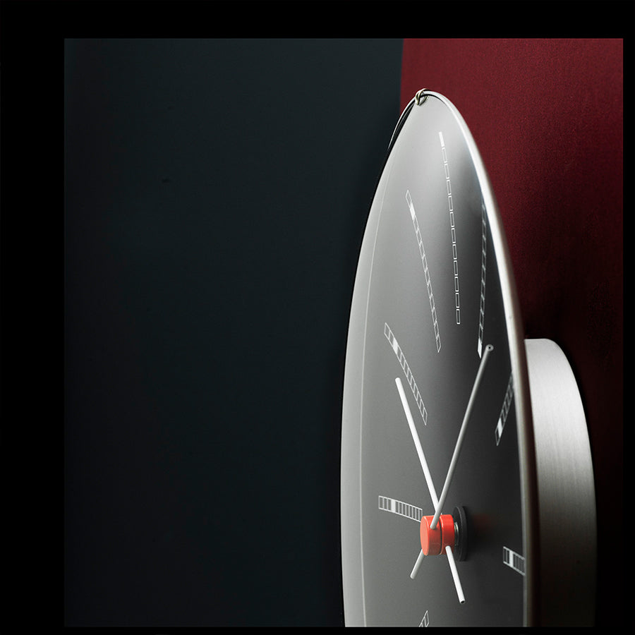 アルネヤコブセン バンカーズ ブラック 210mm 掛時計 ウォールクロック