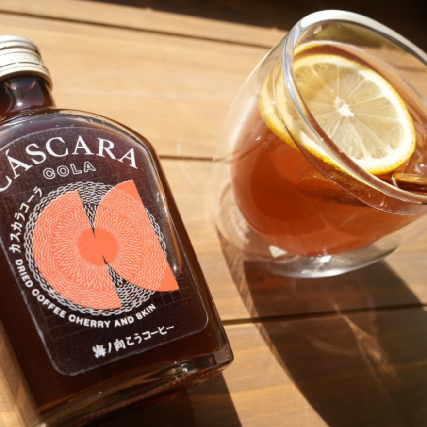 50～60s コカコーラ キャップ ＆ 70s ハンナ・バーベラ クジラボトル