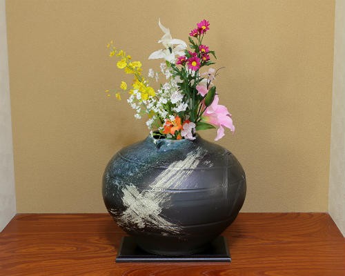 ポイント8倍]信楽焼 花瓶 青 刷毛目 丸 13号 おしゃれ 一輪挿し 小さい