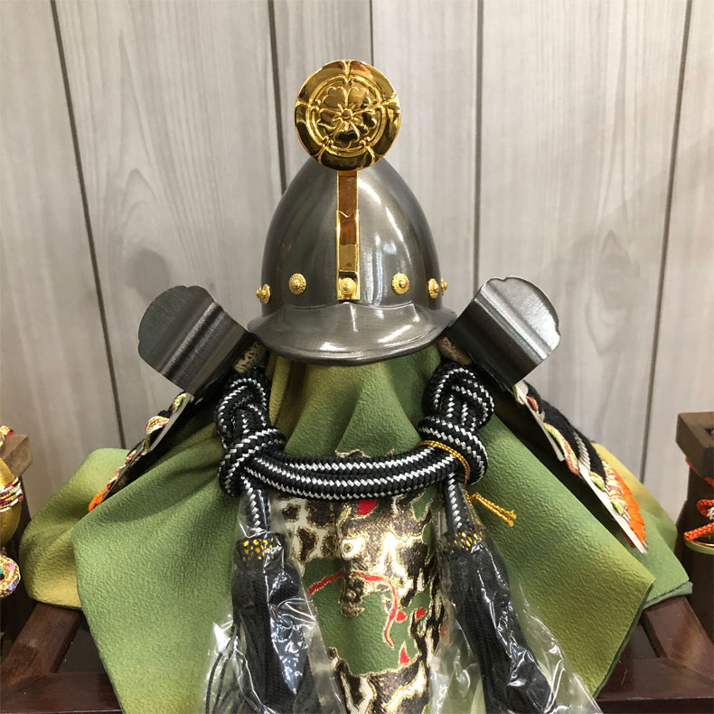 甲冑師 佳宗作 織田信長公 桃形兜 ケース飾り 五月節句 五月人形