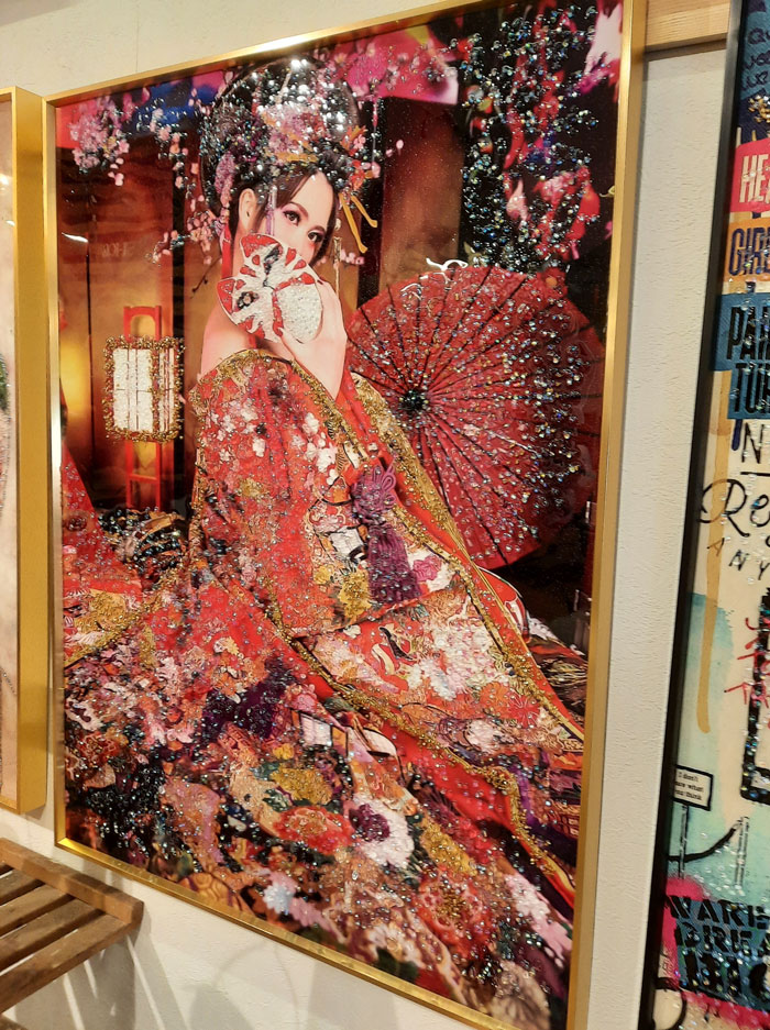 60×80cm金フレーム付おしやれでモダンなアートパネル・水晶絵