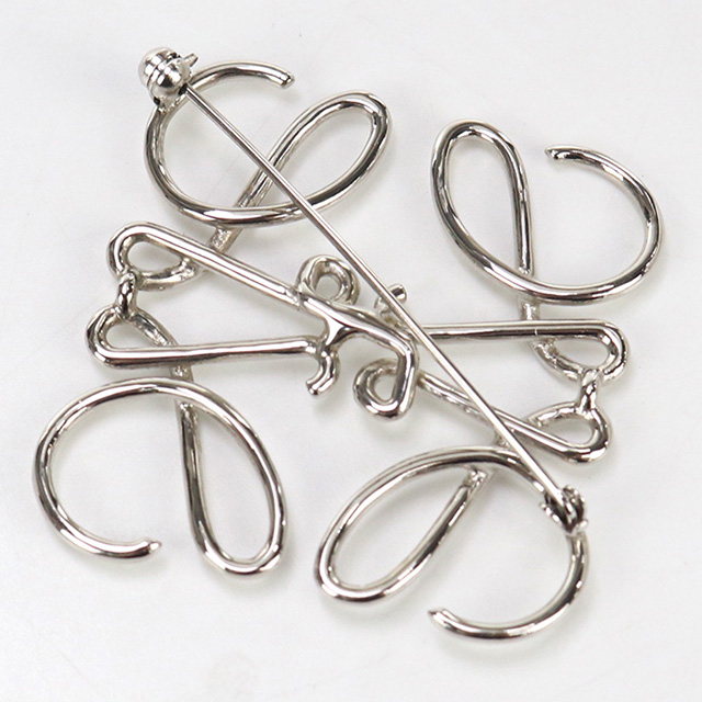 LOEWE（ロエベ） 中古 ブローチ レディース ブランド アナグラム