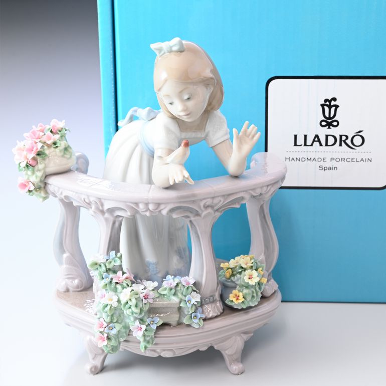 LLADRO リヤドロ バレンシアの少女（花かご）1398 フィギュリン 箱付
