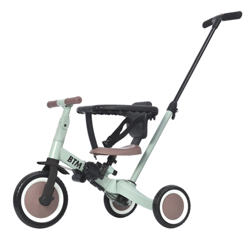 BTM 【再入荷】三輪車 乗り物 軽量 押し棒付き 4in1 安全バー付き