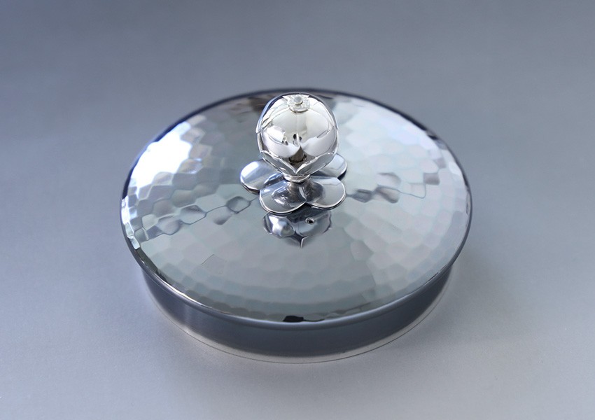 日本製 一守堂 日本製・証明書付き 純銀・湯沸し 1100cc 鎚起模様 茶器