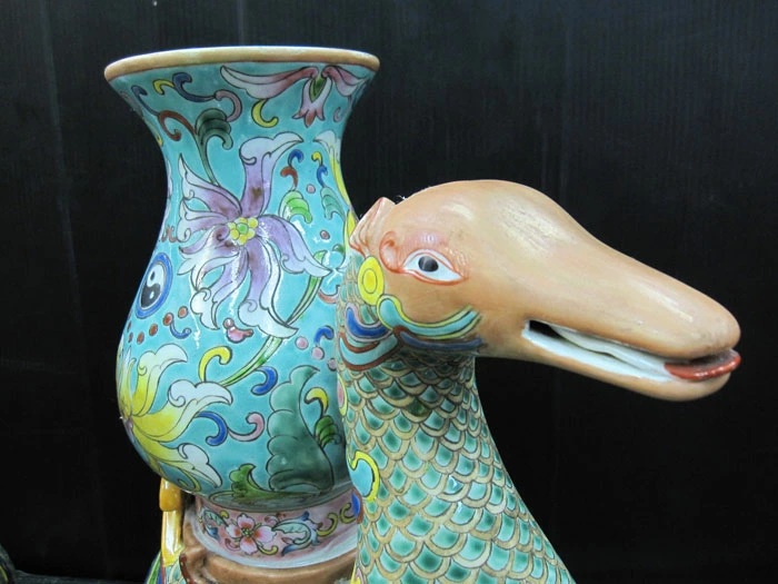 景徳鎮 十錦 動物飾り壺（1対） 高さ約35cm 中国 陶磁器 花瓶 オブジェ