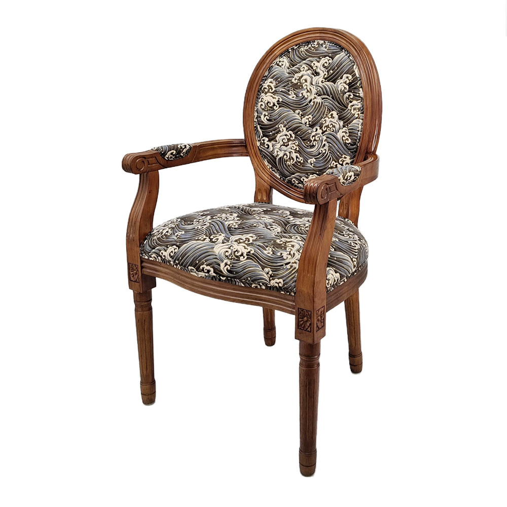 ✦ネオクラシカル様式✦透かし彫り×メダリオン装飾 ダイニングチェア