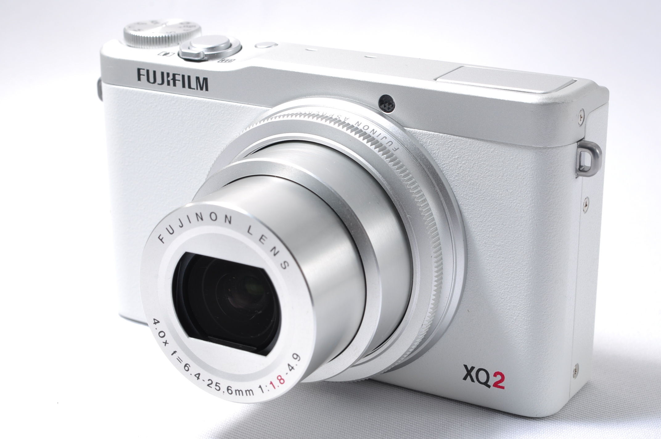 FUJIFILM（フジフイルム） 富士フイルム デジタルカメラ XF1 光学4倍