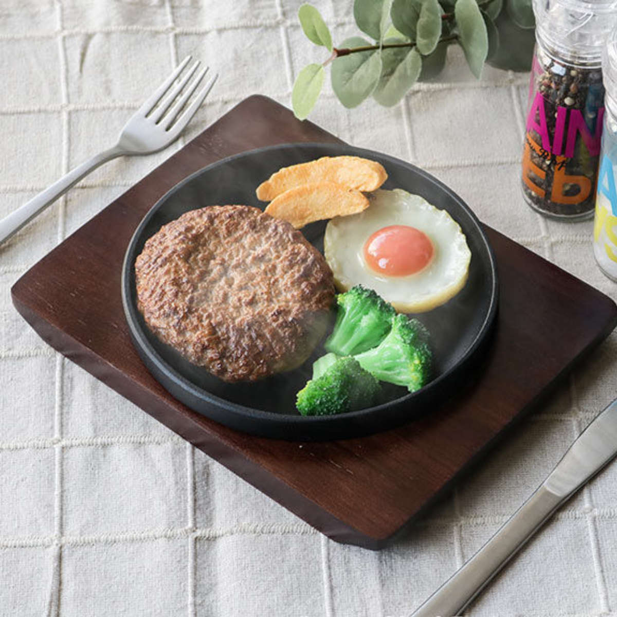 ステーキ皿 13cm スタッキング 木製プレート付き 鋳鉄 （ オーブン対応