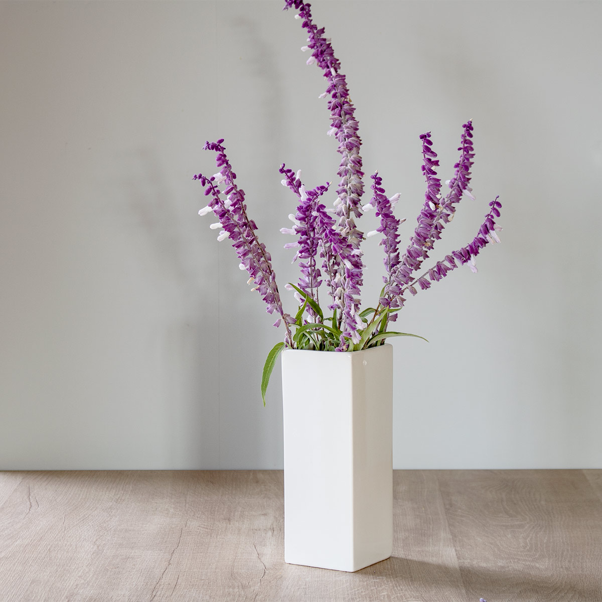 花瓶 モノトーンフラワーベース 陶器 幅6.5×奥行6.5×高さ18cm