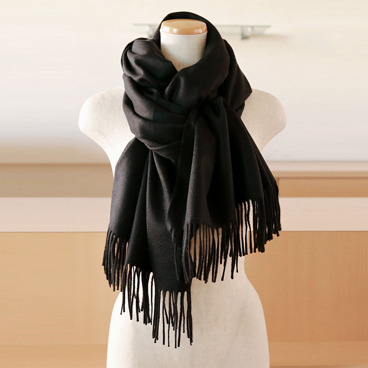 Johnstons of Elgin（ジョンストンズ オブ エルガン） JOHNSTONS