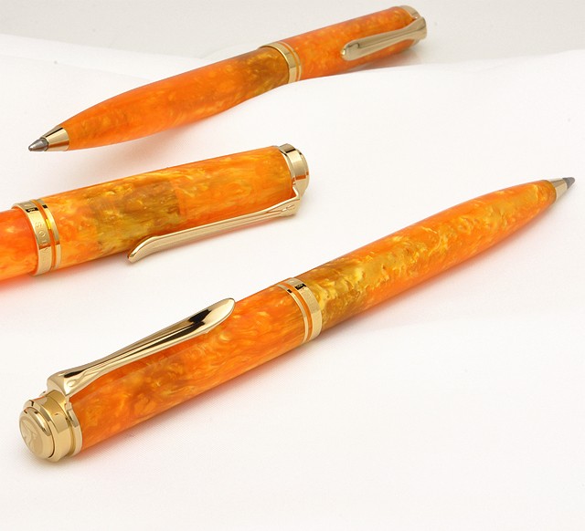 Pelikan（ペリカン） ボールペン スーベレーン K600 ヴァイブラント