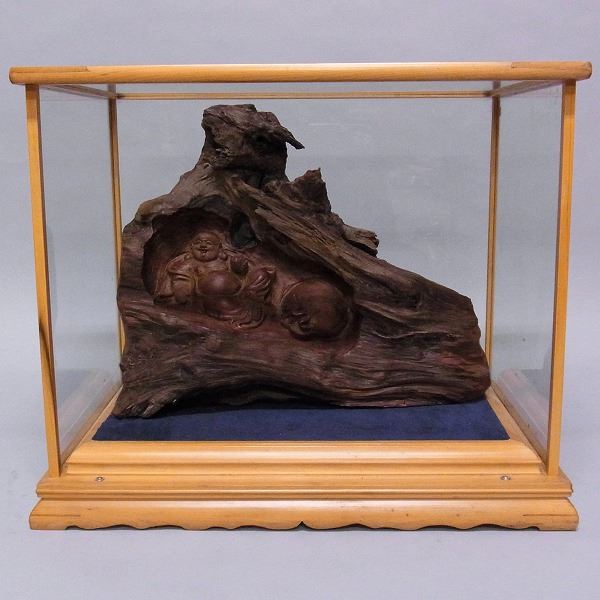 木彫り 布袋様 置物 一位製 ガラスケース付き 七福神 : 仏像と縁起物の