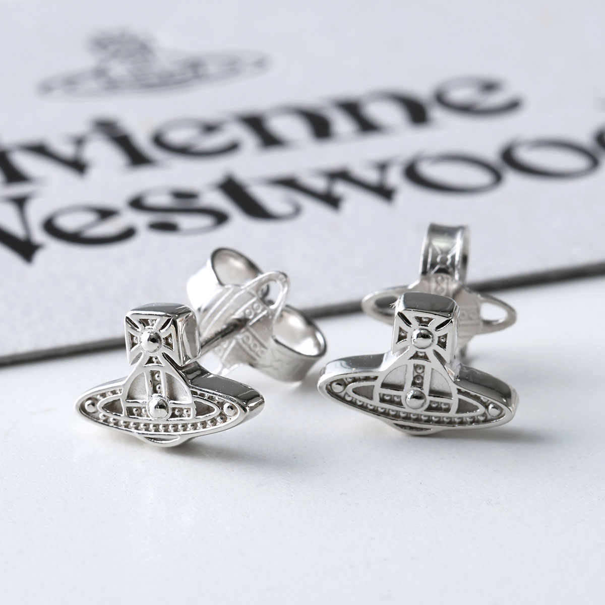 Vivienne Westwood（ヴィヴィアンウエストウッド） ピアス OSLO SILVER