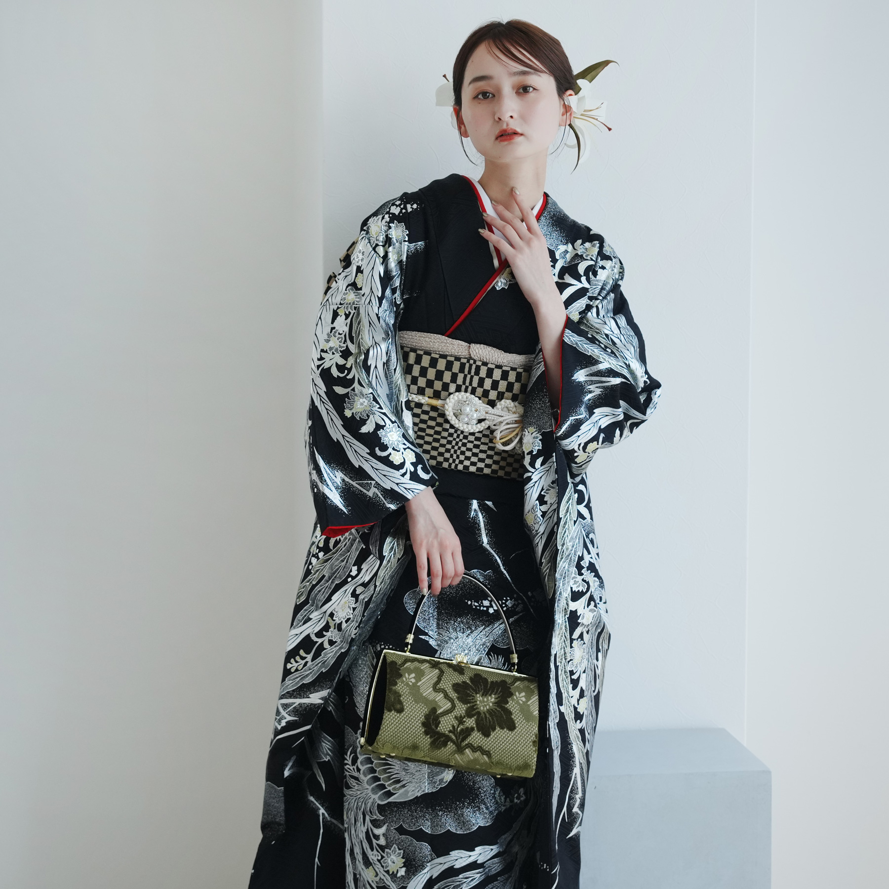 レンタル 振袖 正絹着物+袋帯 21点セット 絵羽 特選・黒に舞う銀の鳳凰