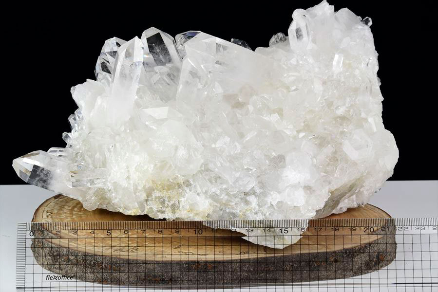 巨大！迫力の36.7kg ブラジル産 水晶 原石 天然石 置物 透明水晶 鑑賞