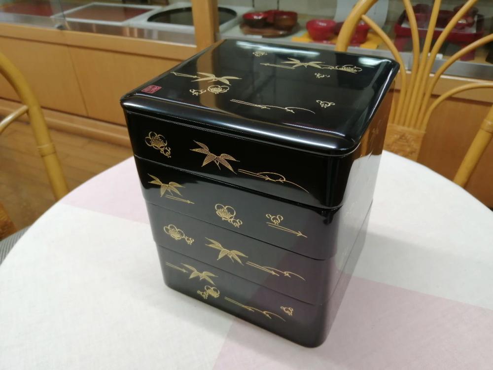 輪島塗 松竹梅沈金 四段重|石田漆器店|COREZO(コレゾ) これぞ北陸の
