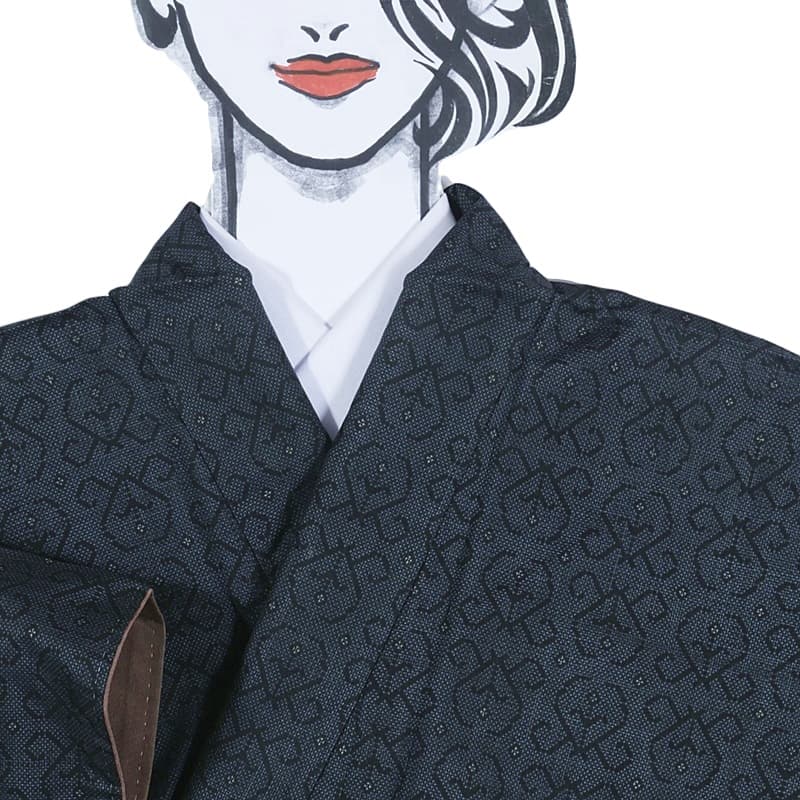 リサイクル 大島紬 経緯絣 本場大島 洒落着物 黒 藍 泥染め 身長153cm