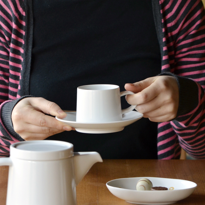 白山陶器 和食器 おしゃれ 波佐見焼 コーヒーカップ ソーサー M型