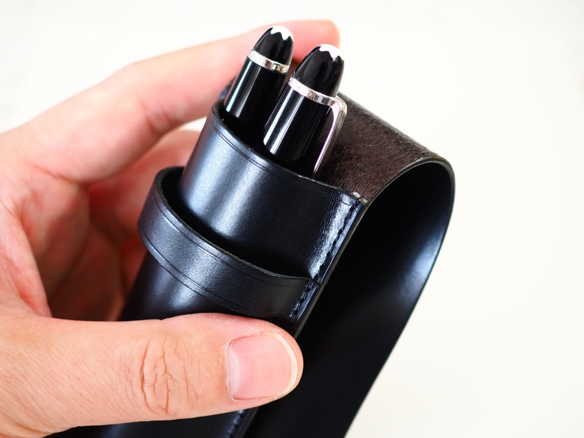 Montblanc 黒 レザー ペンケース3本入用 3本差し・ヌメ革 黒染料