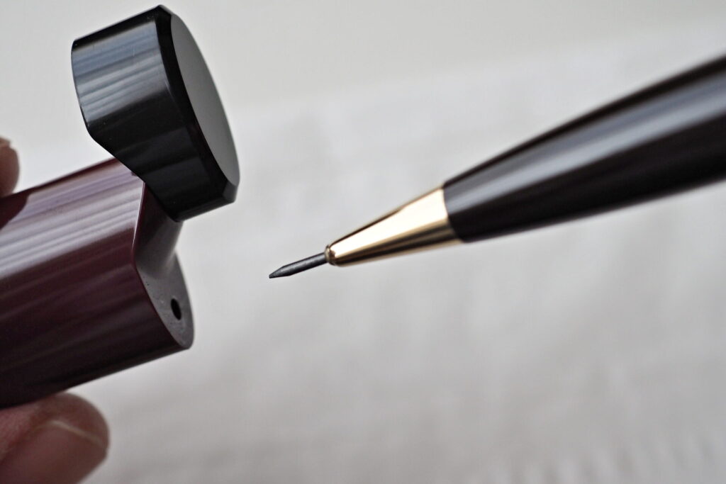 ペリカンお勧めのペンシルは1.18mmの茶縞450！【PELIKAN 450 レビュー