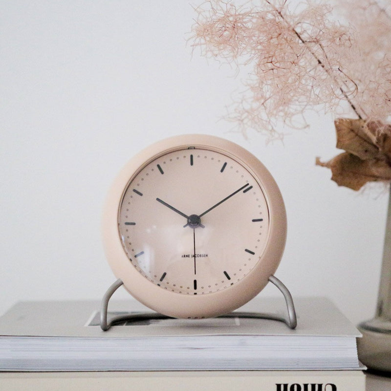 アルネ・ヤコブセン TableClock CITY HALL ストーンブルー | Shinc lab