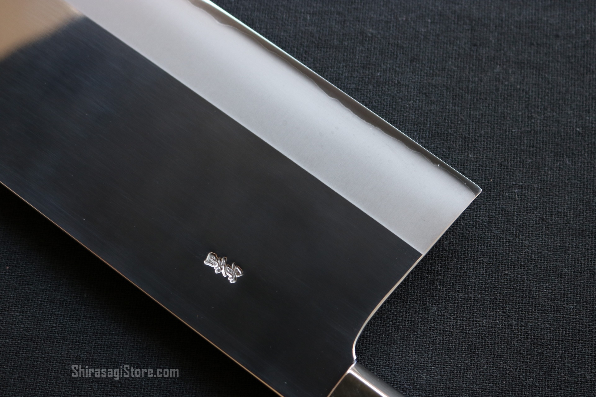 北京工芸品公司 銀製伝統的吉兆蝙蝠が取り囲む囍酒器329g全高195長