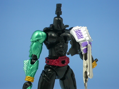 バンダイ 装着変身 仮面ライダーキバ ドガバキフォーム（装着変身改造）