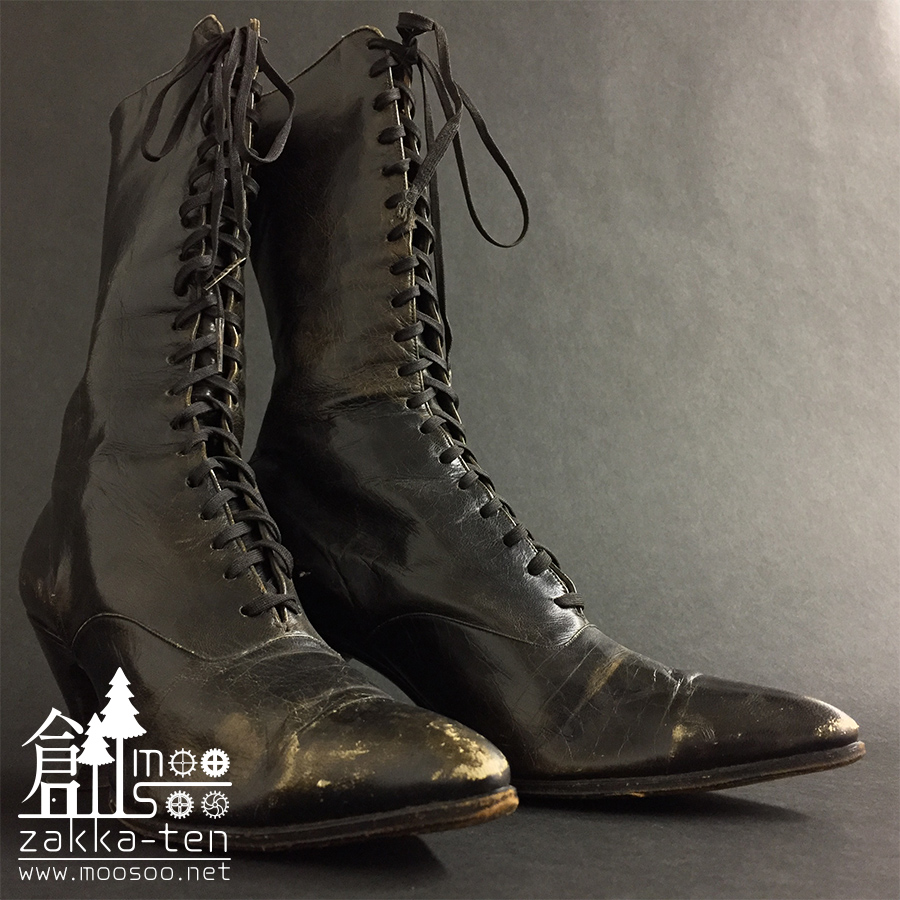 ヴィクトリアンレースアップブーツ | 博物と古物の奇妙な雑貨店