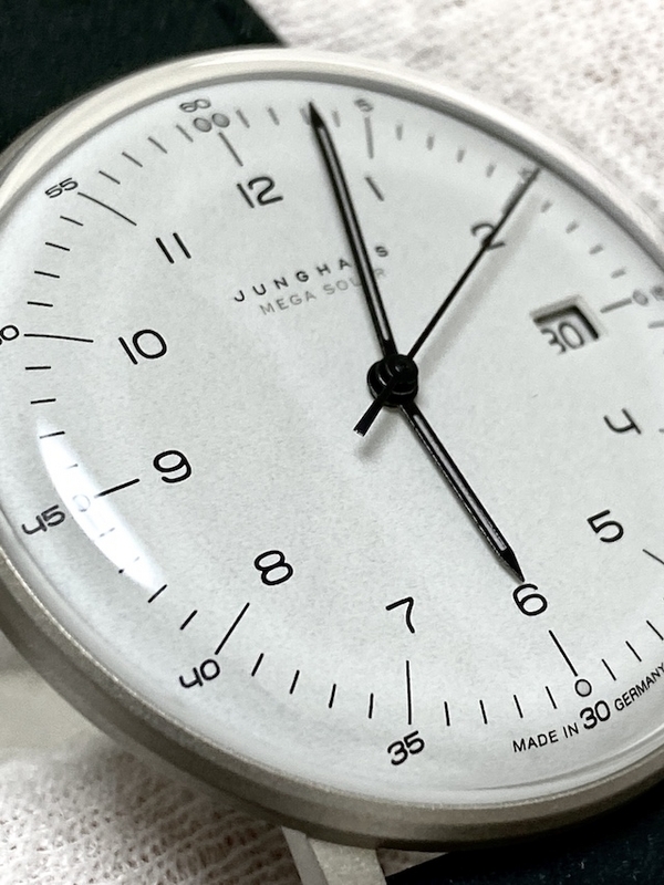 メガ【JUNGHANS 059 2023 02】ソーラー | 欲しいっなかいしうブログ