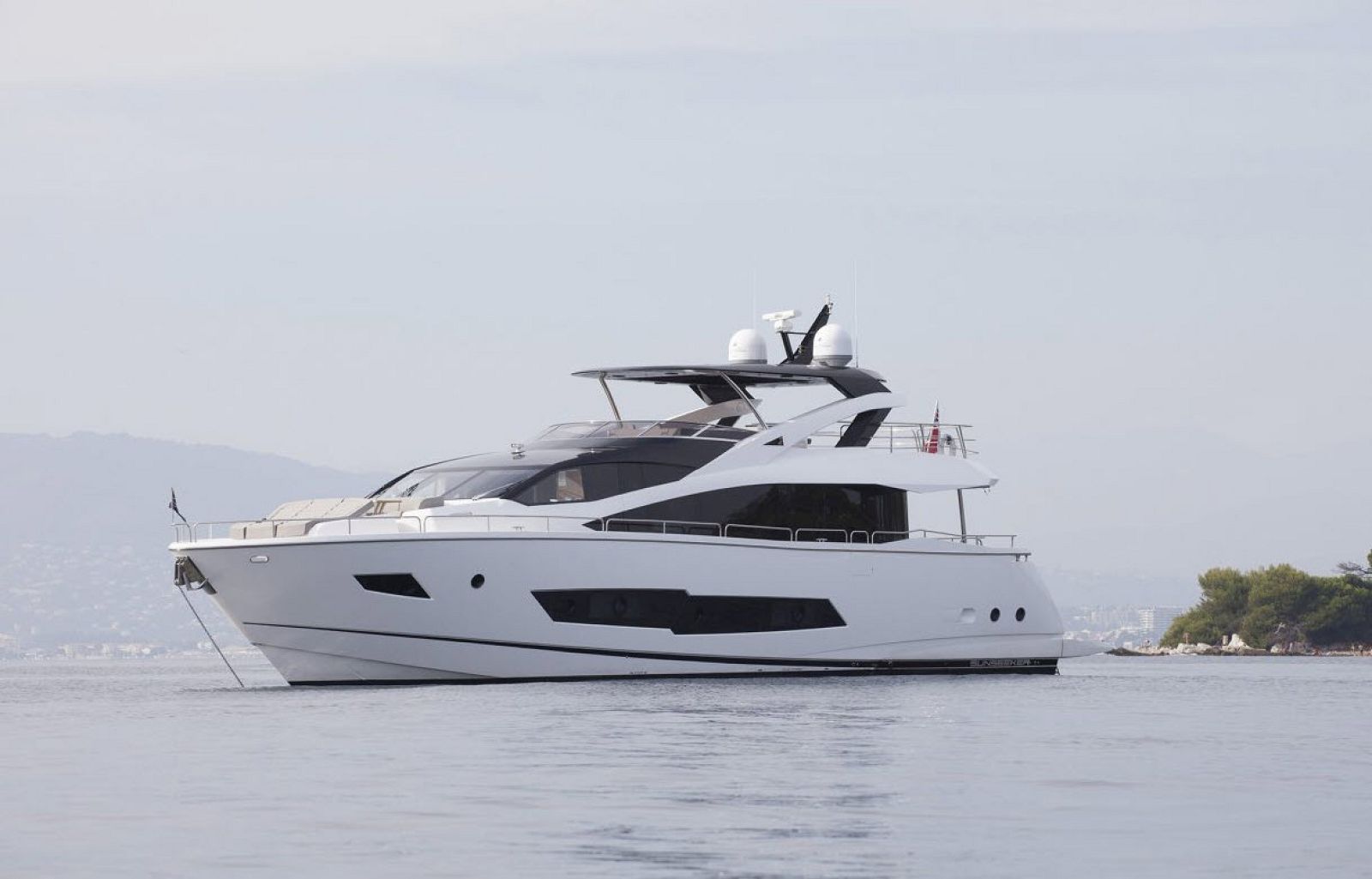 Used Sunseeker 86 Predator Yacht For Sale | SI Yachts