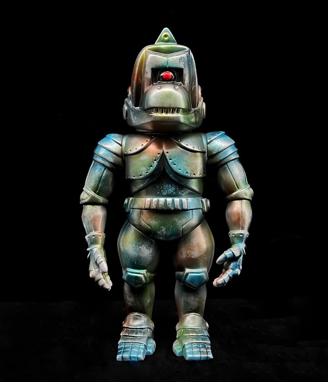 締切間近！ 安楽安作氏の「ウルトラ怪獣」最新作は「ゴモラ