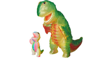 MEDICOM TOY EXHIBITION '25」開催記念に安楽安作が手掛ける「初代