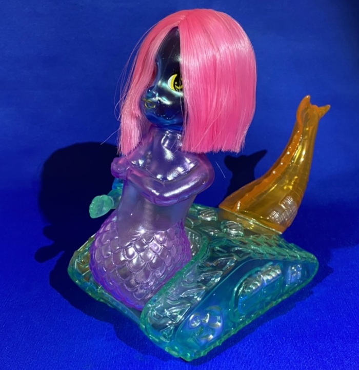 まんだらけ 怪獣シリーズ 人魚戦車リバン インディーズソフビ