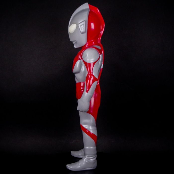 PLANET Xが挑んだ「ウルトラマン」がギャラリー＆ショップ・墓場の画廊