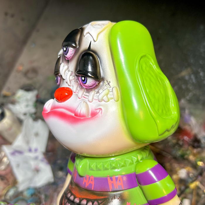 BlackBook Toyのマスコット「GUY」がダークサイドヒーロー仕様で登場