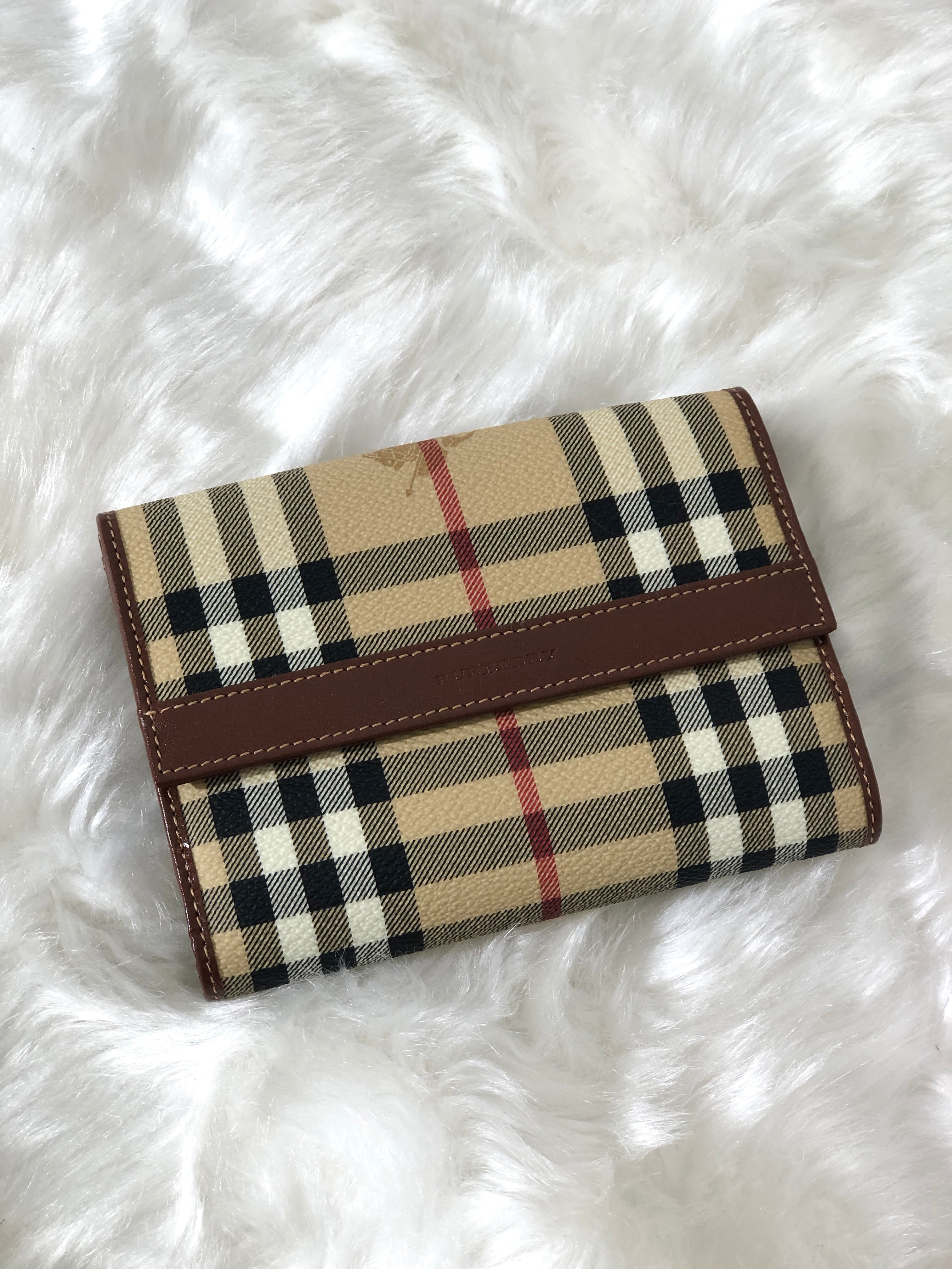 Burberry Nova Check Logo PVC Leather Folded Wallet Beige Vintage