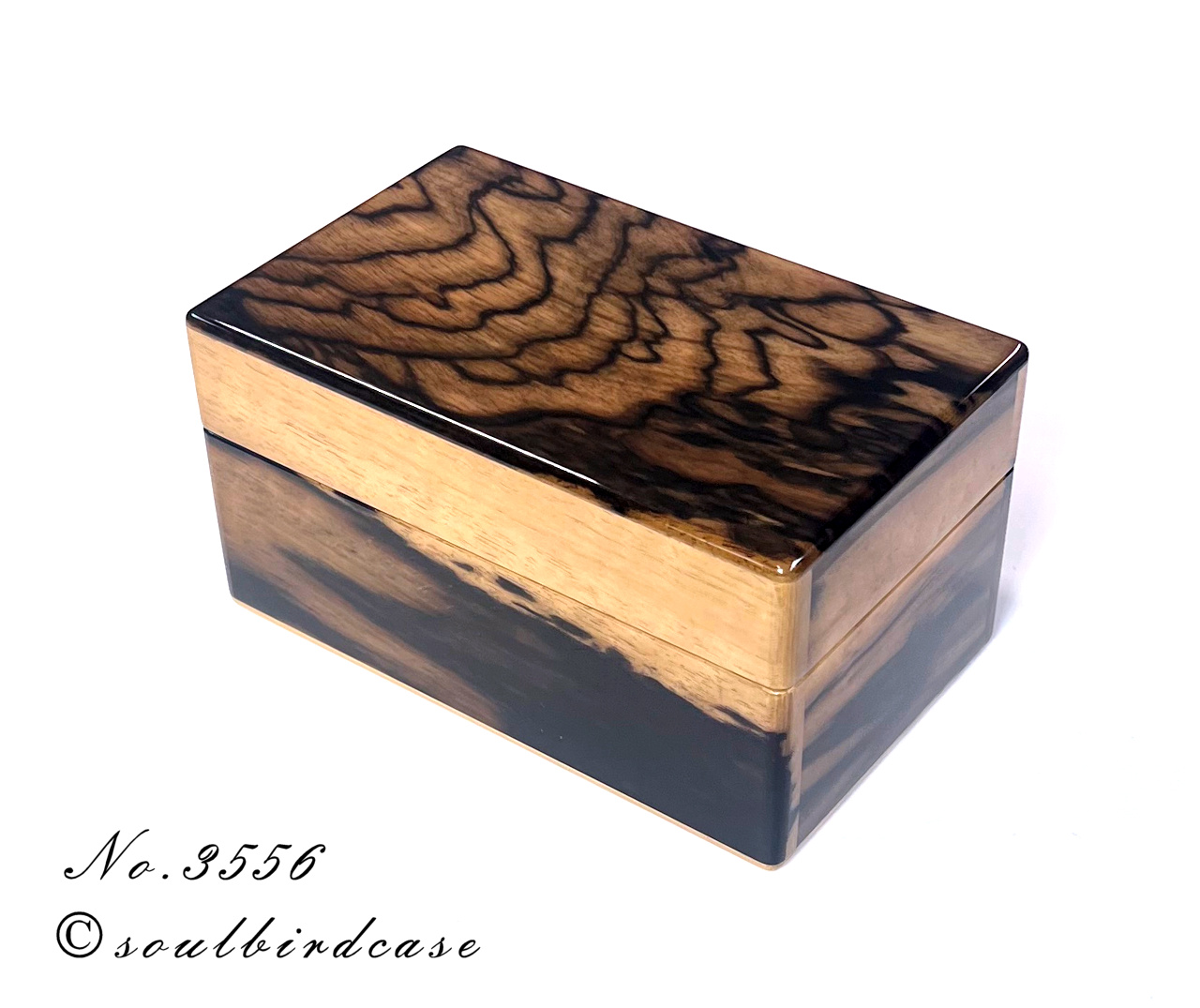 No.3556 黒柿 3本用時計ケース | 高級時計ケースのソウルバード