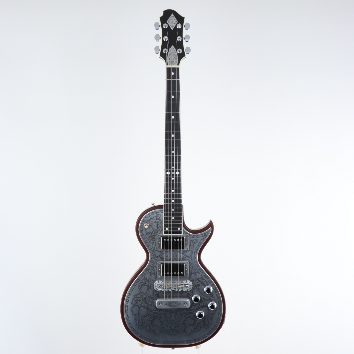 1970年代に日本の松本のマツモクで製造されたGranada J200モデル 1970