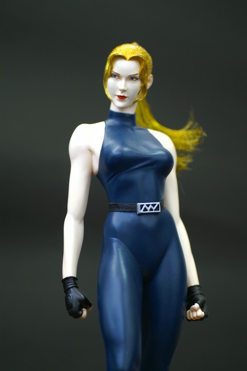 創楽 完成品ギャラリー『フューチャーモデルズ 1/6 サラ・ブライアント