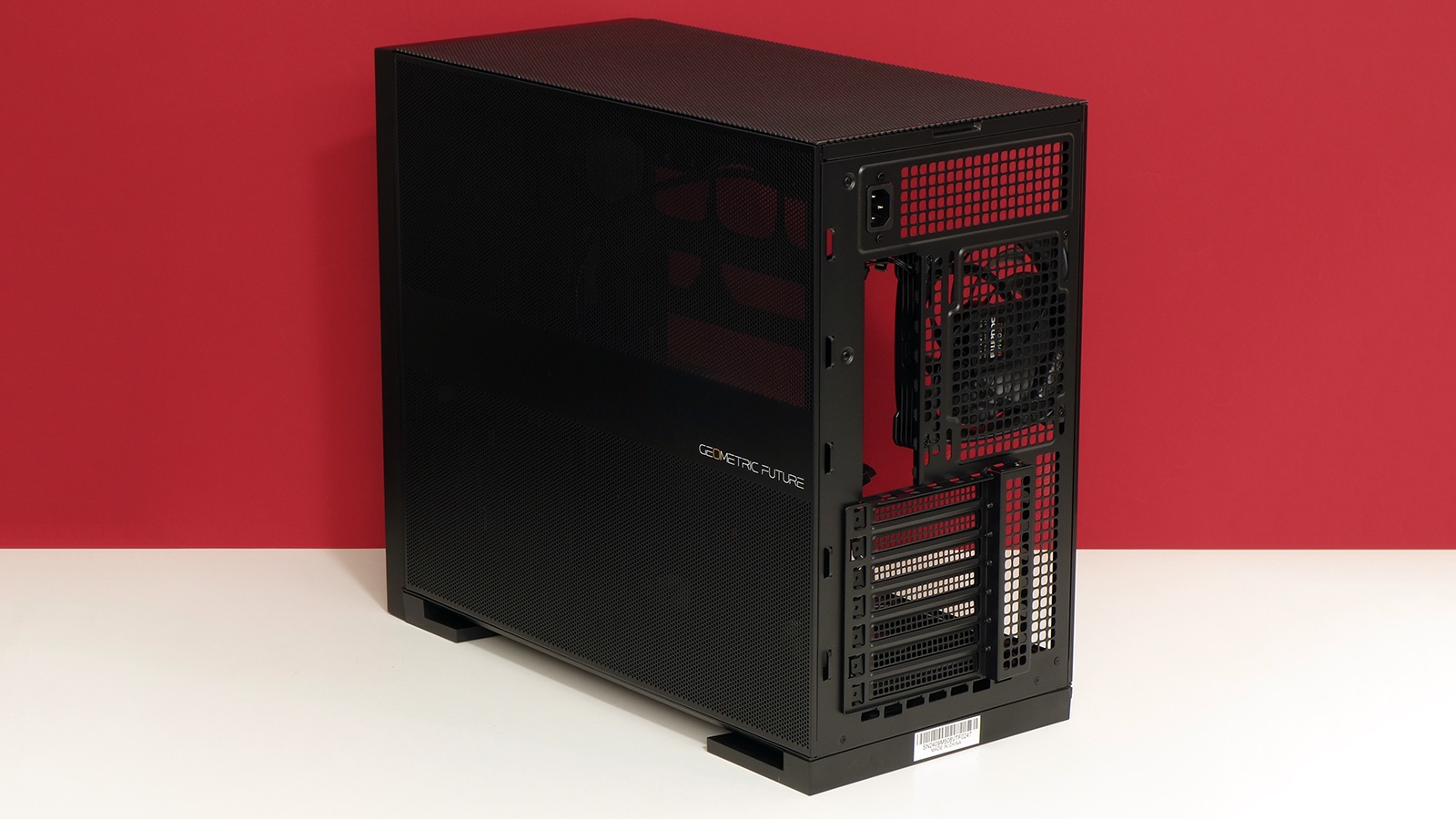 Geometric Future Model 5 Vent - Review 2024 - PCMag Middle East