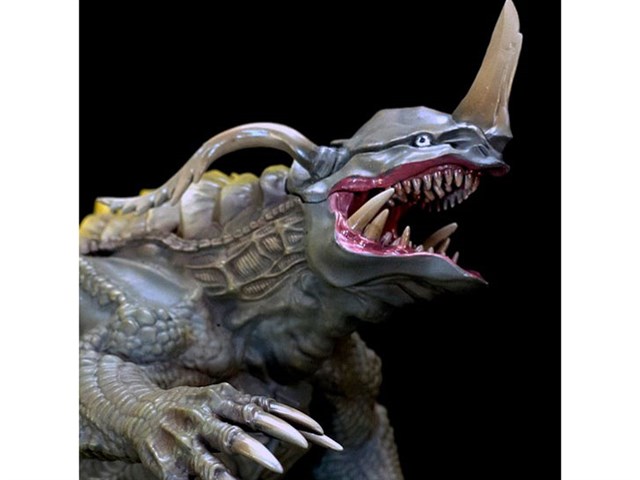 ショップ 海洋堂 メガソフビキット ネロンガ 海洋堂「ネロンガ（シン