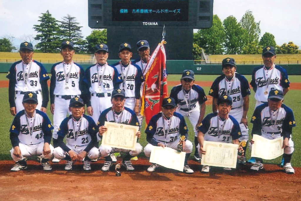 還暦軟式野球豊橋オールドボーイズ 古希軍団 中部日本初出場V | 豊橋中