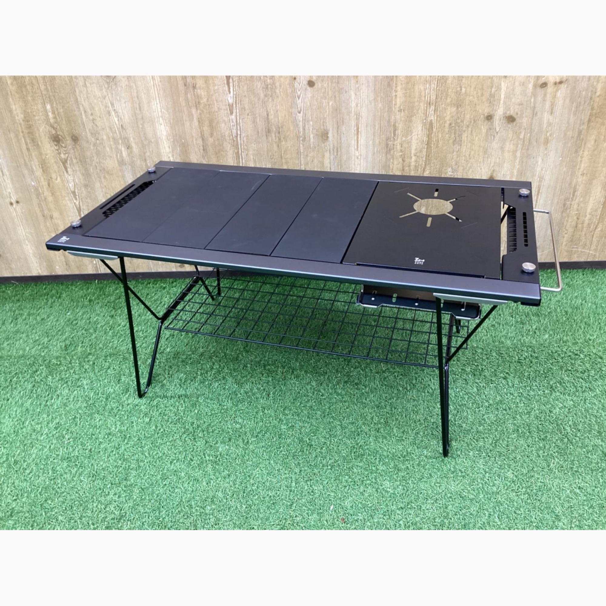 何度でも使いたくなる！？機能性に優れたゼインアーツのトードテーブル